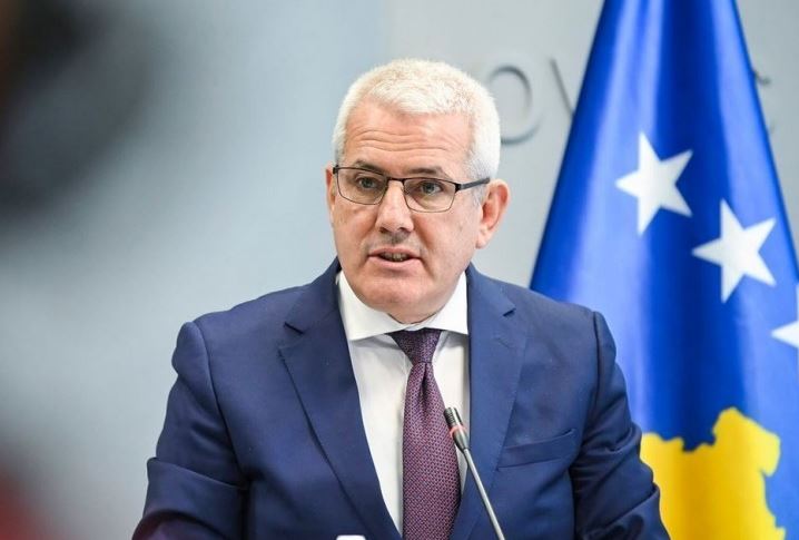 Sveçla me Hoxhën dhe Hodajn, diskutojnë mbi raportet e inspektimeve të IPK-së për Policinë e Kosovës