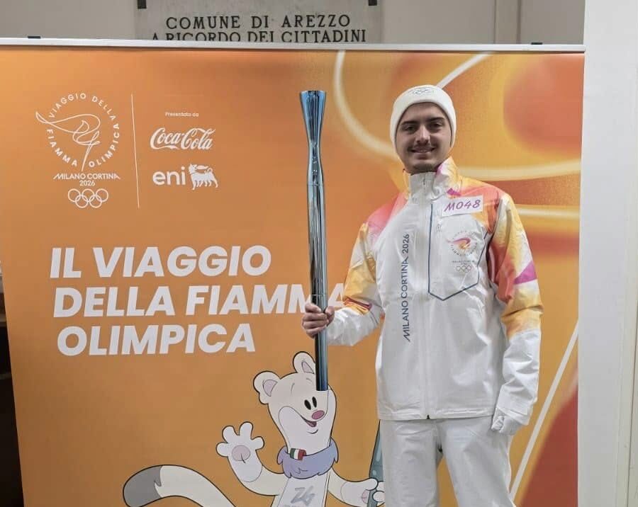 Bind Pajaziti, pjesë e bartjes së flakës olimpike për LO 2026 – Ekonomia Online