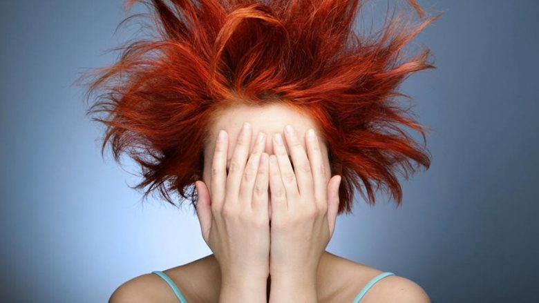 Mësoni për vetëm pesë sekonda se sa ju janë dëmtuar flokët – Ekonomia Online