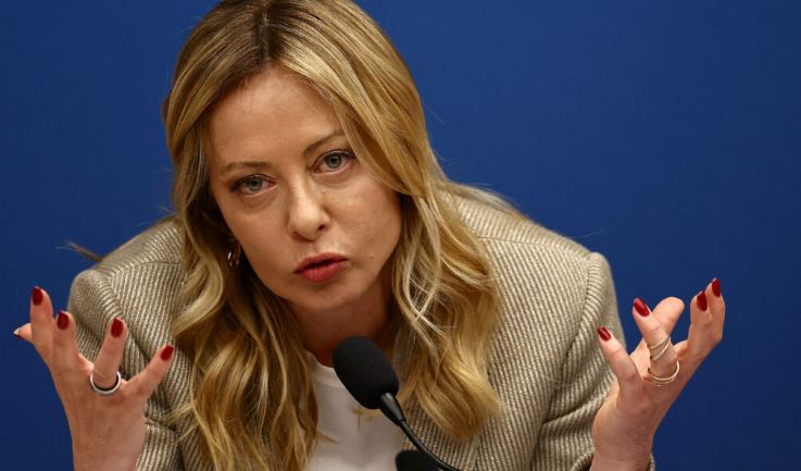 Përplasje Meloni-Macron për vrasjen e një aktivisti francez të ekstremit të djathtë