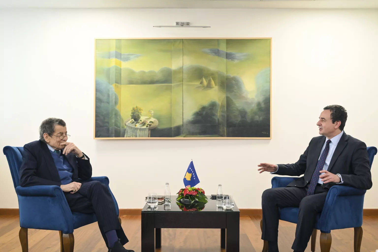 Prokurori që ballafaqoi Millosheviqin, mesazh Kurtit: Përgëzime për mandatin e ri dhe lu*ftën ndaj kr*imit