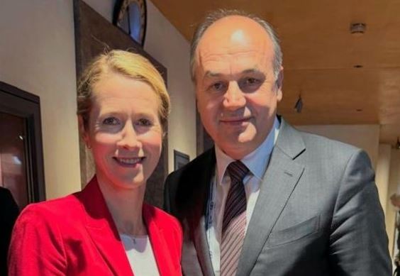 Enver Hoxhaj takon Kaja Kallas: Vendi ynë të marrë statusin e kandidatit për anëtarësim në BE