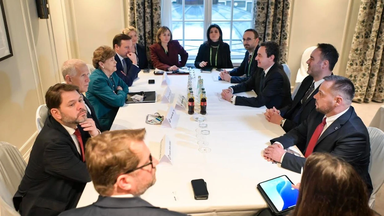 Kurti ngre çështjen e sulmit në Banjskë në takim me senatorët amerikanë