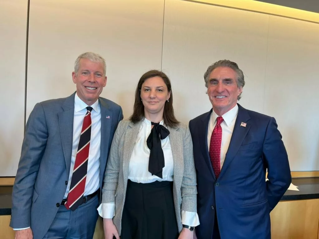 Rizvanolli takon sekretarin e Brendshëm të ShBA-së dhe atë të Energjisë