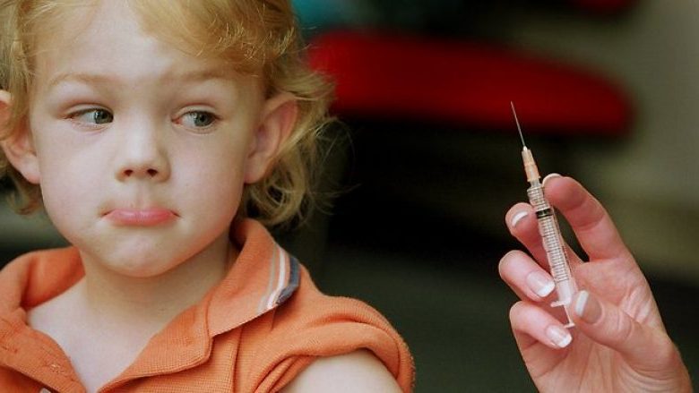 Mosvaksinimi i fëmijëve, ja rreziqet – Ekonomia Online