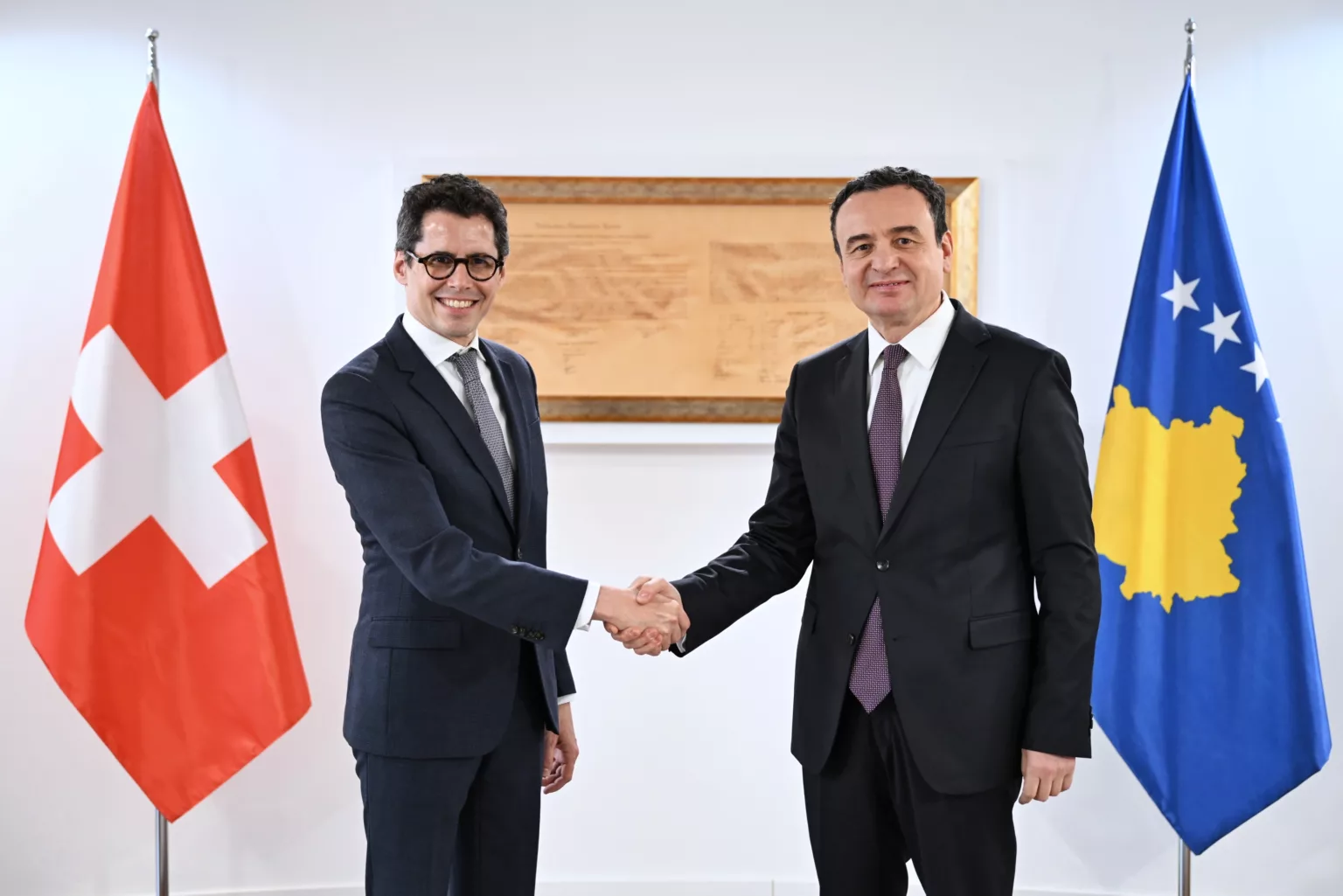 Kryeministri Kurti priti në takimin ambasadorin Sprecher