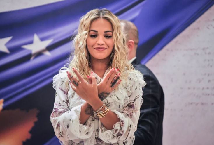Rita Ora: Kosovë e Shqipëri, bëjeni historinë