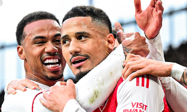 Një hap tjetër drejt titullit, Arsenali e fiton derbin ndaj Chelseat – Ekonomia Online