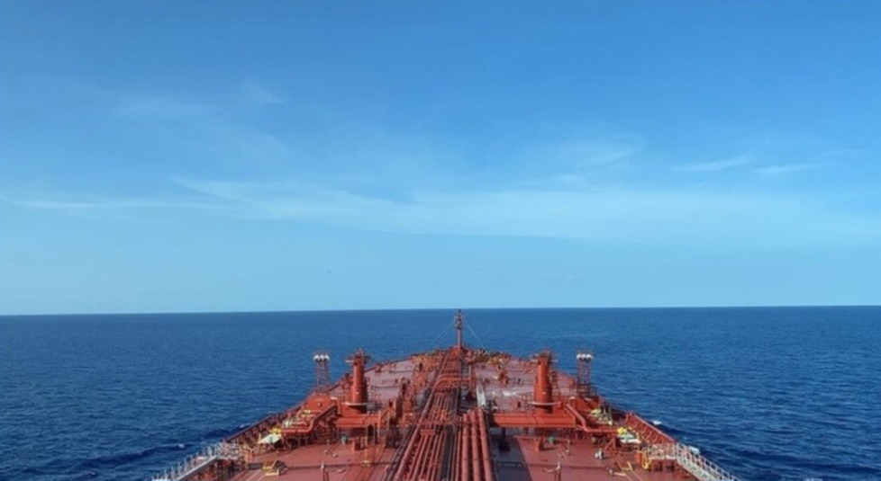 SHBA lejon cisternat iraniane të kalojnë në Ngushticën e Hormuzit për të ruajtur furnizimin global