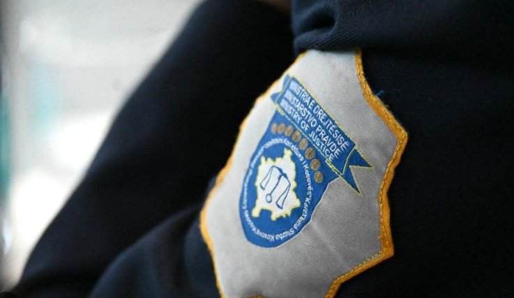 Suspendohet zyrtari korrektues në Dubravë, dyshohet për pl@gosjen e një personi