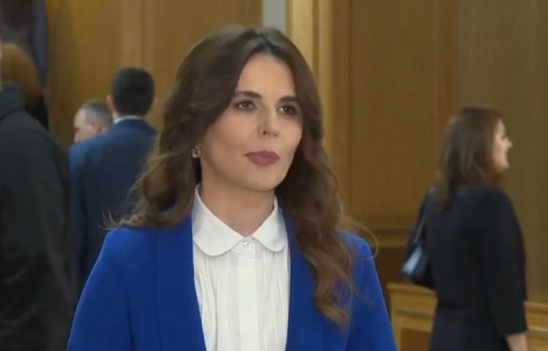 Çitaku: Kurti tejkaloi kompetencat dhe cenoi rendin kushtetues