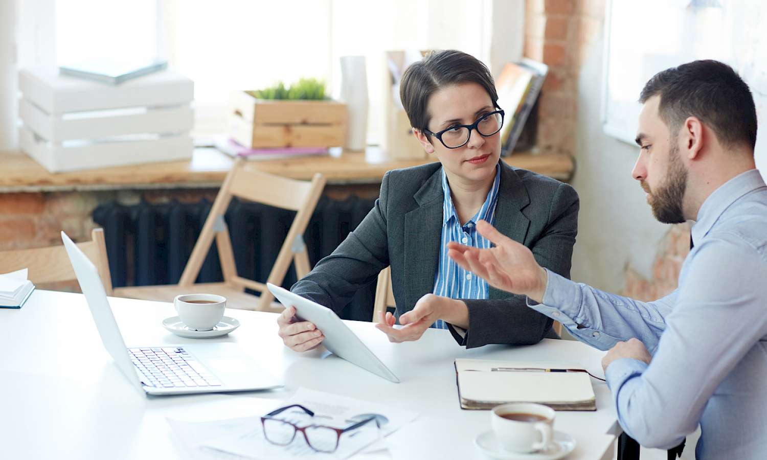 Si t’i bëni njerëzit të ju dëgjojnë? – Ekonomia Online