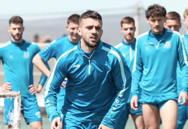 Për çka po i ruan lojtarët kryesorë? Llapi po rrezikon të bie nga liga por paraqitet me disa rezervistë ndaj Dritës! – Ekonomia Online