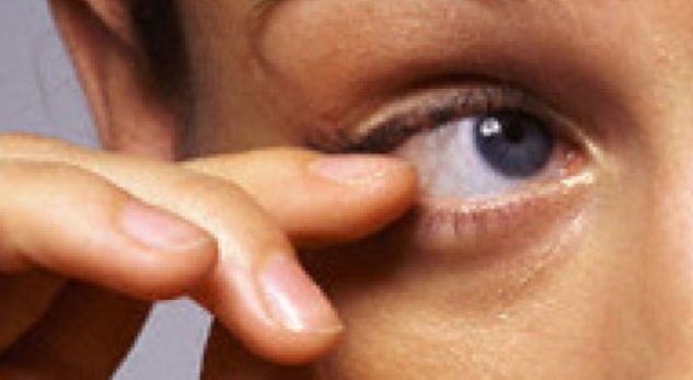 Këta janë shkaktarët përse dridhet syri – Ekonomia Online