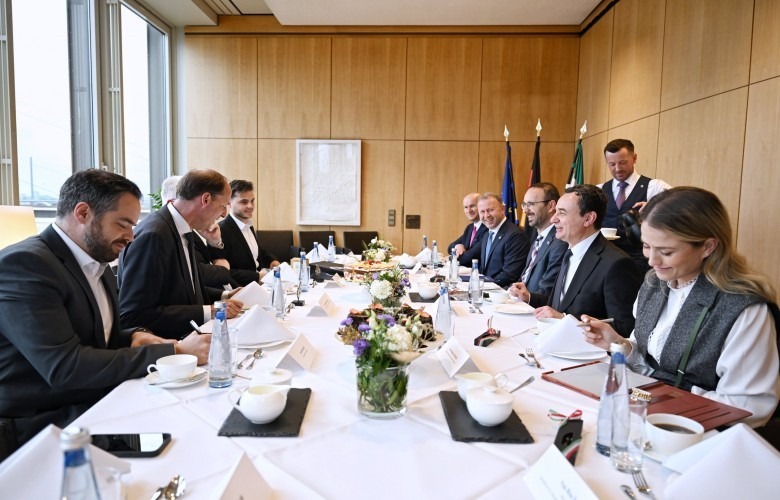 Kurti pritet në parlamentin e Nordrhein-Westfalen gjatë vizitës në Gjermani