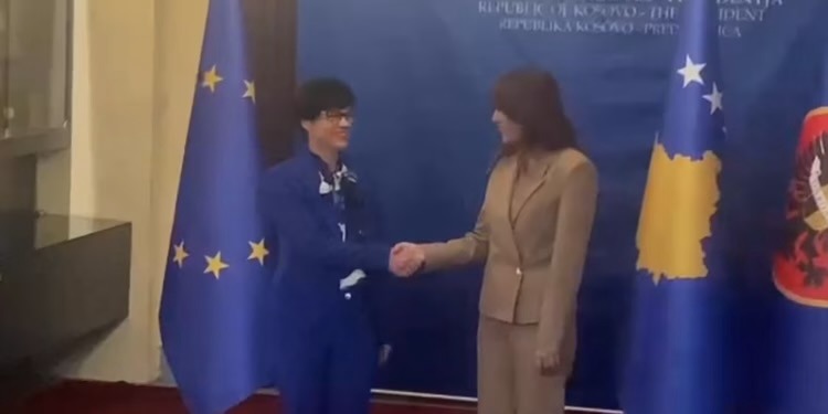 Haxhiu pret në takim komisioneren për Zgjerim të BE-së, Marta Kos