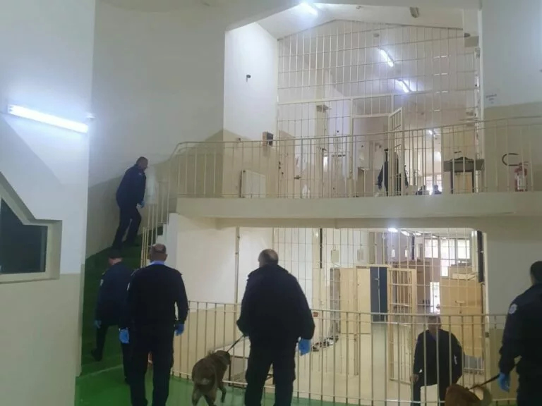 Operacion bastisjeje në Qendrën Korrektuese të Dubravës