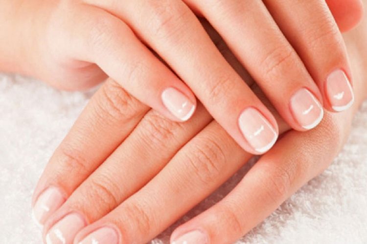 Receta e “ilaçit” që trajton mykun e thonjve për katër javë – Ekonomia Online