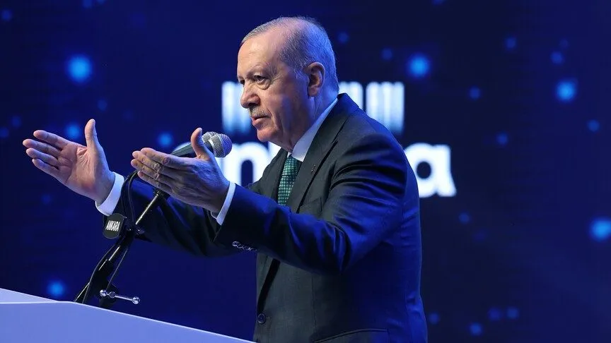 Erdogan: Samiti i NATO-s dhe ai i shteteve turke do ta kthejnë Ankaranë në qendër të diplomacisë globale