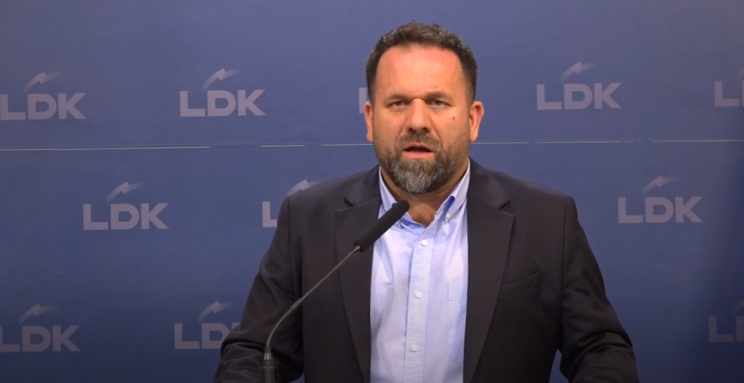Reagon Rukiqi: Mijëra qytetarë po privohen nga ndjekja e Kampionatit Botëror – Ekonomia Online