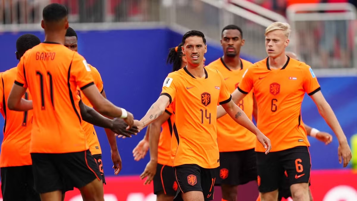 Holanda mposht Tunizinë, siguron përballjen me Marokun në 1/16 së finales – Ekonomia Online